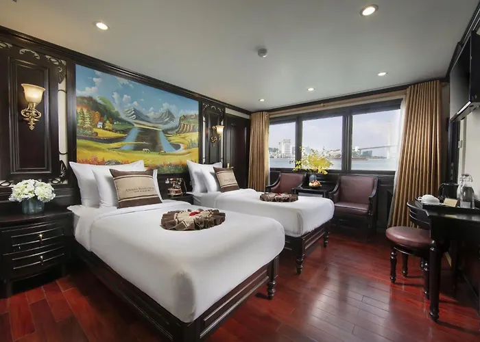 Premium Cruises Group Botel 5*
