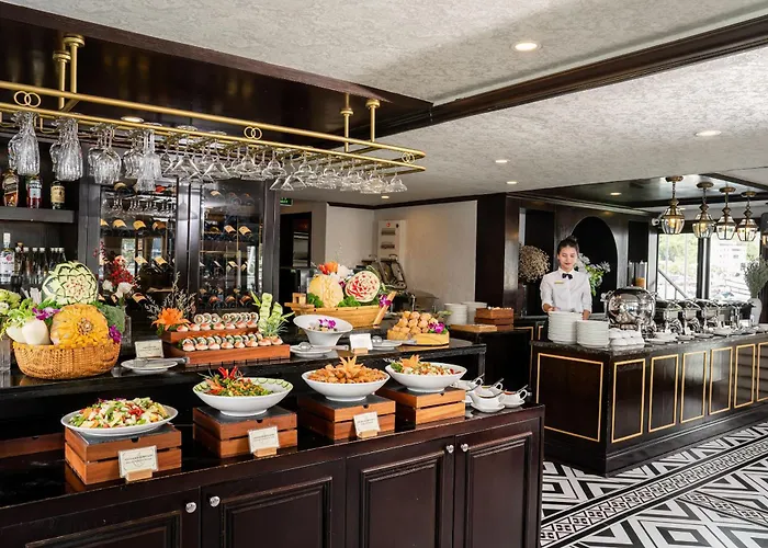 Premium Cruises Group Hạ Long