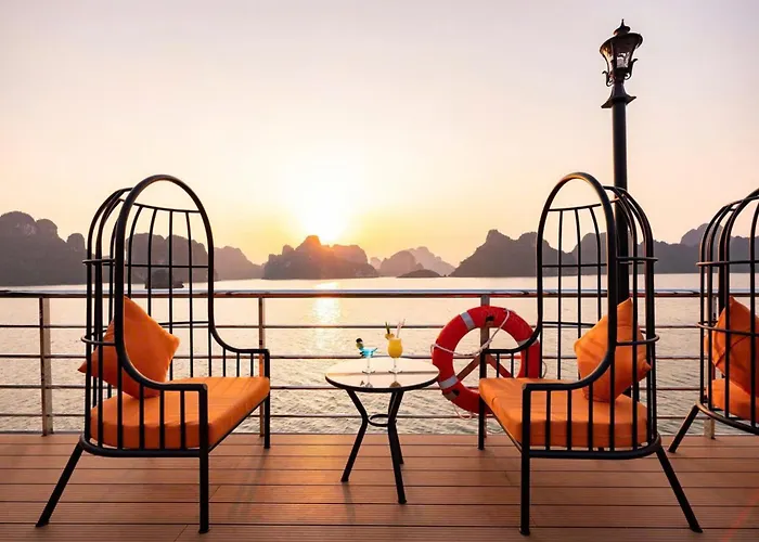 Premium Cruises Group Botel 5*