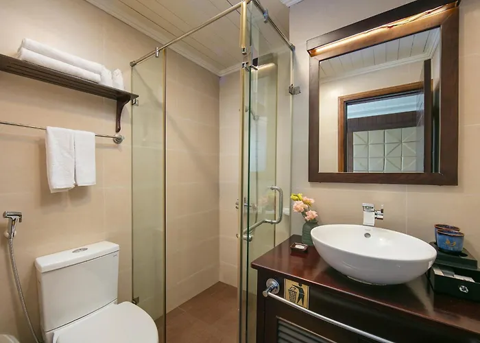 Premium Cruises Group 5* Hạ Long