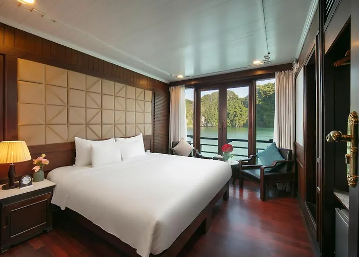 Premium Cruises Group 5* Hạ Long